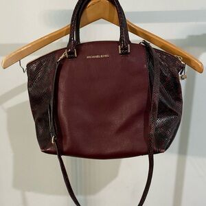 Michael Kors Burgandy hand bag